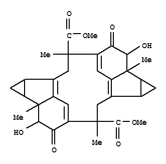 4,6:10,12-Diethanobiscyclopropa[3,4]cyclopenta[1,2-a:1',2'-g]cyclododecene-3,9-dicarboxylicacid,1,1a,2,3,6,6a,7,7a,8,9,12,12a-dodecahydro-13,15-dihydroxy-3,6,9,12-tetramethyl-14,16-dioxo-,3,9-dimethyl ester, (1aS,3R,6S,6aR,7aS,9R,12S,12aR,13R,15R)-结构式